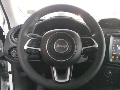 2023 Jeep Renegade - Photo 12
