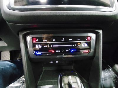 2024 Volkswagen Tiguan - Photo 18