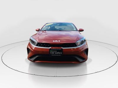 2023 Kia Forte - Photo 2