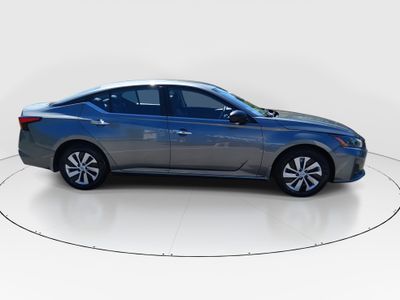 2024 Nissan Altima - Photo 8