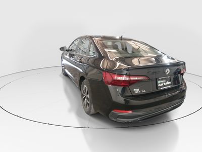 2024 Volkswagen Jetta - Photo 5
