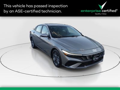 2024 Hyundai Elantra - Photo 1