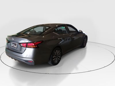 2024 Nissan Altima - Photo 7