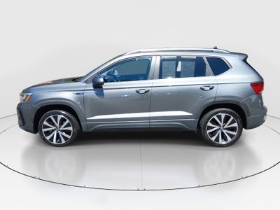 2024 Volkswagen Taos - Photo 4
