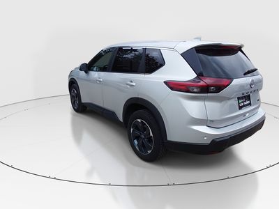 2024 Nissan Rogue - Photo 5