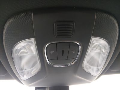 2024 Jeep Compass - Photo 17