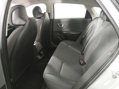 2025 Kia K4 - Photo 20
