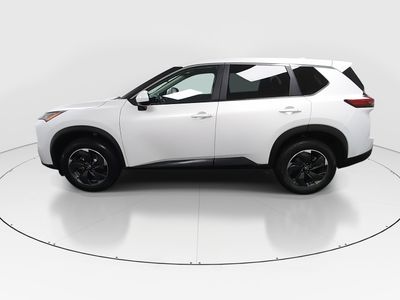 2024 Nissan Rogue - Photo 4