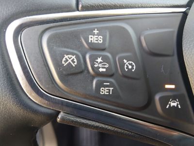 2024 Chevrolet Equinox — photo 12 view