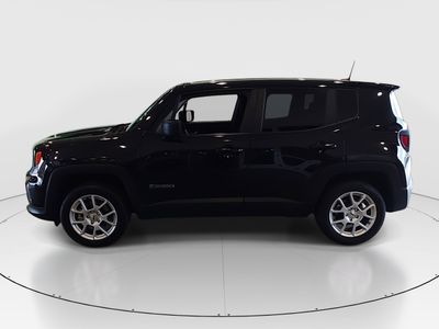 2023 Jeep Renegade - Photo 4