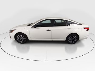 2025 Nissan Altima - Photo 4