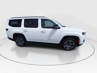 2024 Jeep Wagoneer - Photo 8