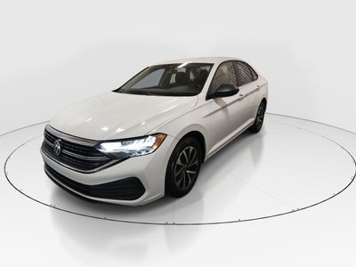 2024 Volkswagen Jetta - Photo 3