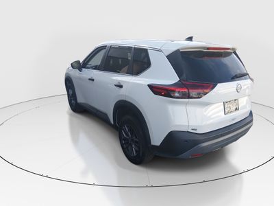 2022 Nissan Rogue — detail view