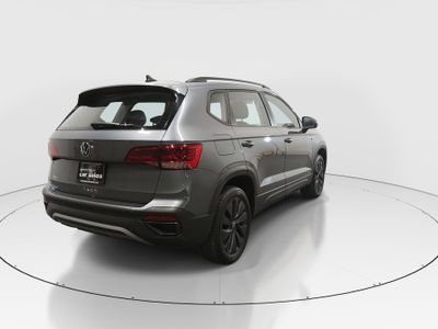 2024 Volkswagen Taos - Photo 7