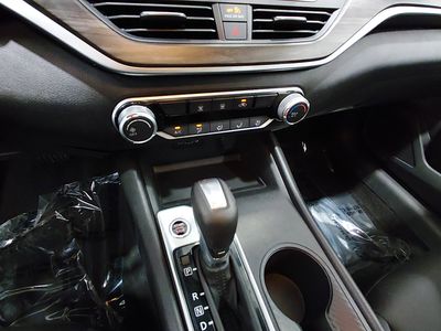 2025 Nissan Altima - Photo 13