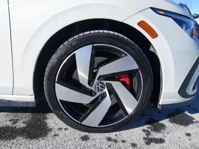 2024 Volkswagen Golf GTI - Photo 10