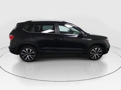 2024 Volkswagen Taos - Photo 8