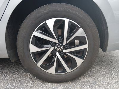 2024 Volkswagen Jetta - Photo 10
