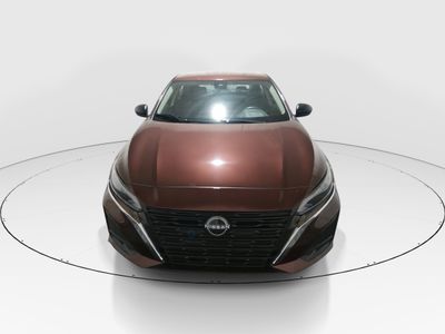 2024 Nissan Altima - Photo 2