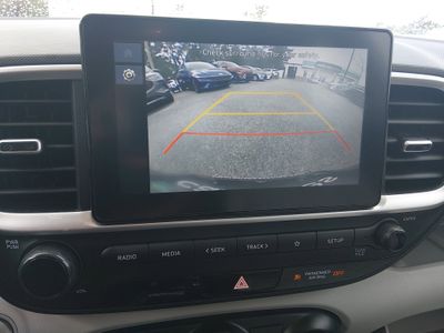 2025 Hyundai Venue - Photo 16