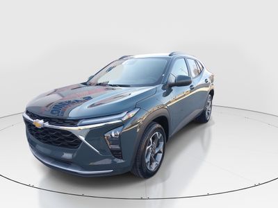 2025 Chevrolet Trax - Photo 3
