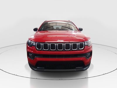 2024 Jeep Compass - Photo 2