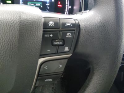 2025 Toyota Camry — photo 18 view