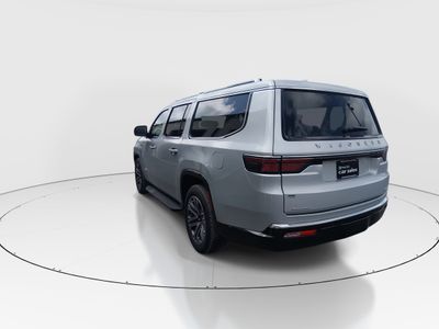 2023 Jeep Wagoneer L - Photo 5