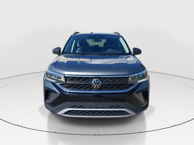 2024 Volkswagen Taos - Photo 2