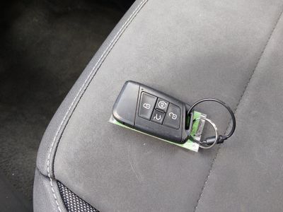 2024 Volkswagen Taos - Photo 15