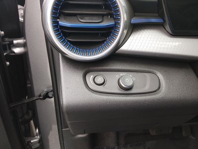 2025 Chevrolet Trax - Photo 13