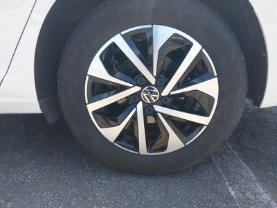 2024 Volkswagen Jetta - Photo 10