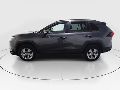 2025 Toyota RAV4 - Photo 4