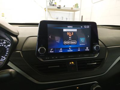 2025 Nissan Altima - Photo 17