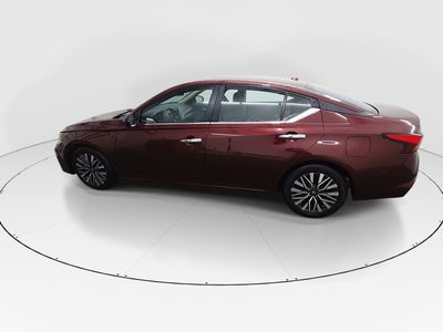 2024 Nissan Altima - Photo 4