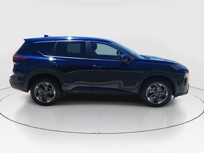 2025 Nissan Rogue - Photo 8
