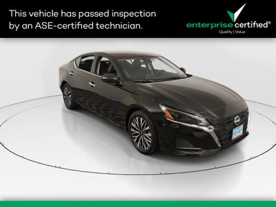 2025 Nissan Altima - Photo 1