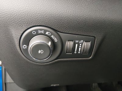 2024 Jeep Compass - Photo 13