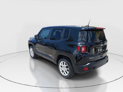 2023 Jeep Renegade - Photo 5
