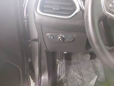 2024 Chevrolet Equinox — photo 13 view