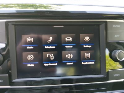 2024 Volkswagen Taos - Photo 20
