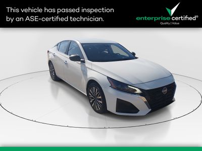 2025 Nissan Altima - Photo 1