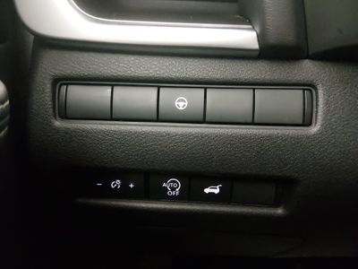 2025 Nissan Rogue - Photo 13