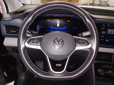 2024 Volkswagen Taos - Photo 12