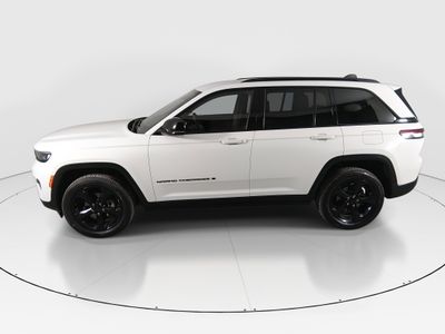 2023 Jeep Grand Cherokee - Photo 4