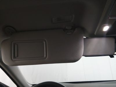 2025 Toyota Camry — photo 19 view