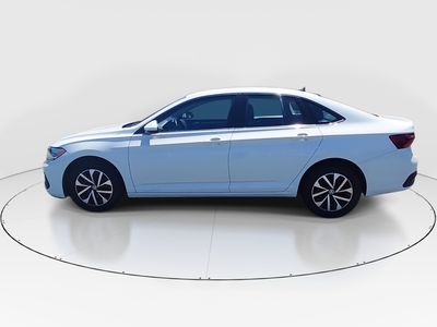 2024 Volkswagen Jetta - Photo 4