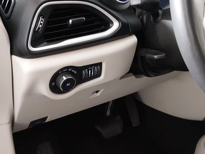 2022 Chrysler Pacifica - Photo 13