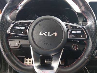 2023 Kia Forte - Photo 12